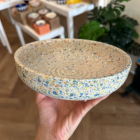 Grande assiette à râper en céramique multicolore