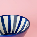 Saladier céramique rayé bleu