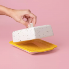 Beurrier en céramique moucheté jaune
