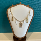 Collier charm's Babooshka