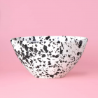 Saladier en céramique moucheté noir et blanc
